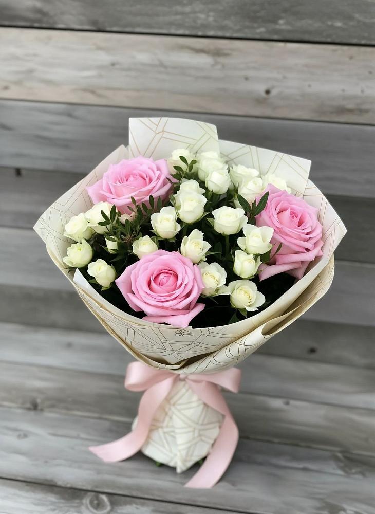 Букет цветов из: Розы в Майском