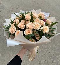 Букет Кремовые розы Латте в Майском