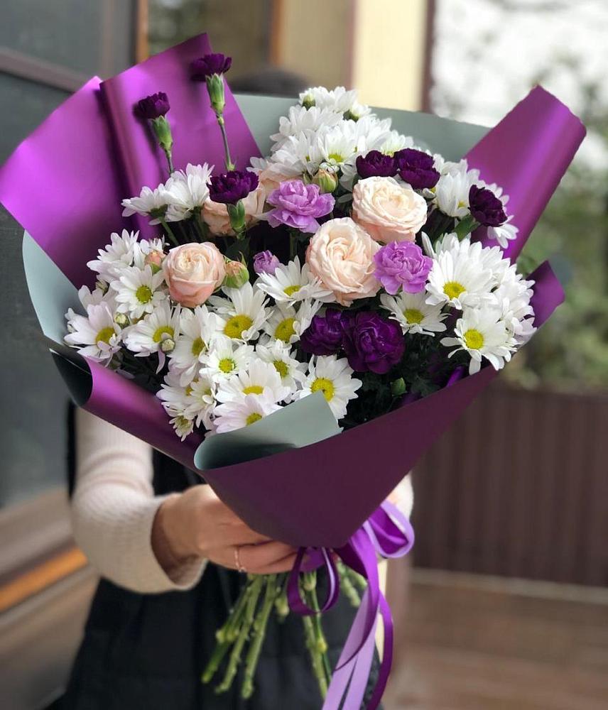 Букет цветов из: Хризантемы, Гвоздики и Розы в Майском