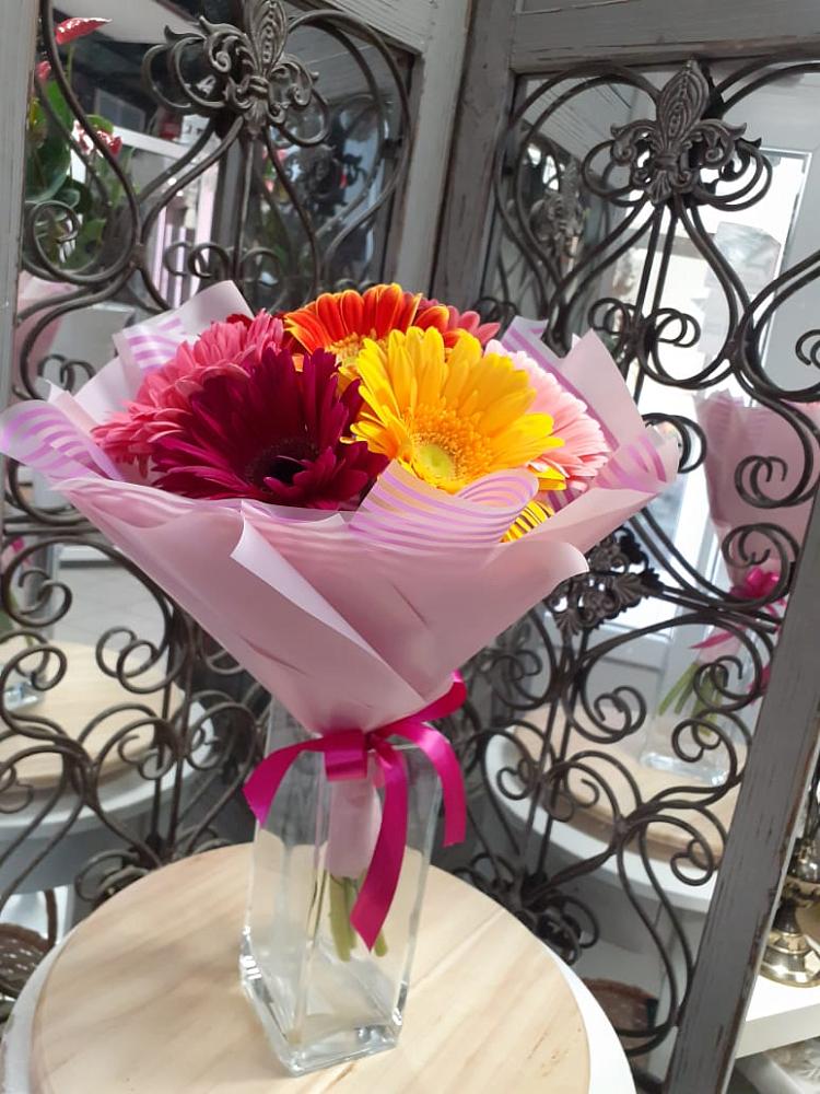 Букет цветов из: Герберы в Майском