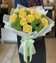 Букет цветов из:  Хризантемы и Розы в Майском