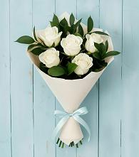 Букет цветов из:  Розы в Майском