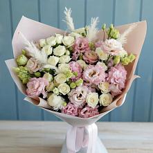 Букет цветов из:  Альстромерии и Розы в Майском