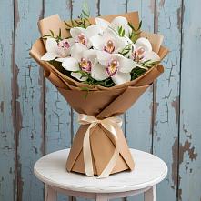 Букет цветов из:  Орхидеи и Розы в Майском